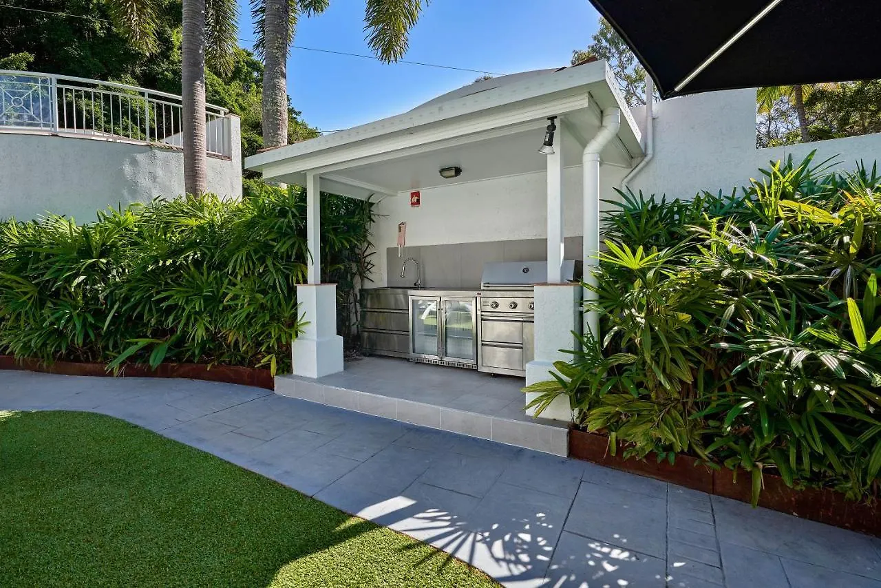 Alassio Apartments With Direct Pool Access Palm Cove