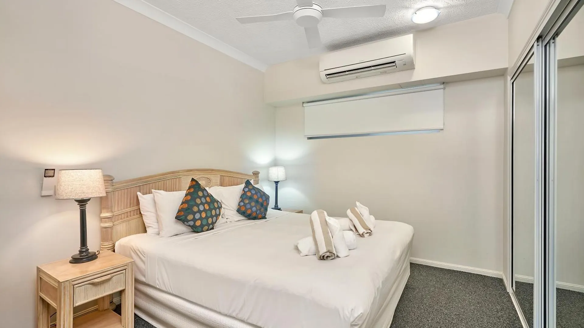 Alassio Apartments With Direct Pool Access Palm Cove